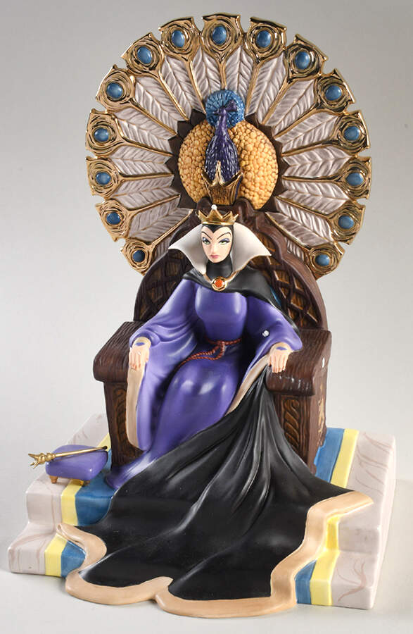 Disney Villains Enthroned Evil-Evil Queen - Boxed by Walt Disney Classics-1