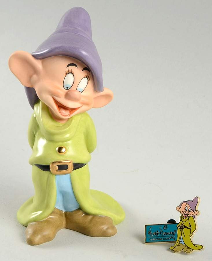 Annual Membership Gifts Gleeful Grin-Dopey - Boxed by Walt Disney Classics-1