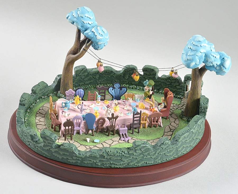 Enchanted Places-Alice in Wonderland A Tea Party In Wonderland - Boxed by Walt Disney Classics-1