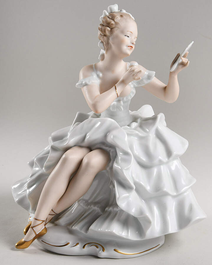 Wallendorf Figurines Ballerina With Mirror - No Box by Wallendorf Porcelain-1