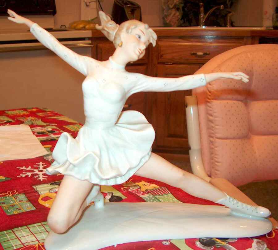 Wallendorf Figurines Ice Skater - No Box by Wallendorf Porcelain-1