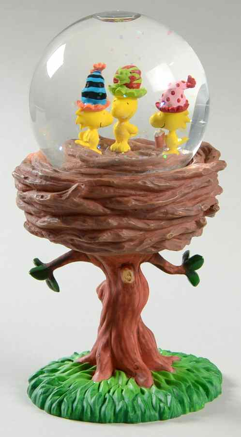 Peanuts Collection Happi-Nest - Snowglobe - Boxed by Westland Giftware-1