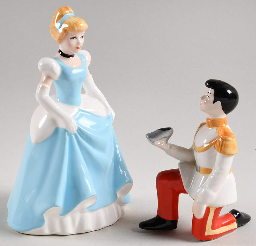 Walt Disney Productions Figurines Cinderella & Prince Charming - No Box by Walt Disney Productions-1