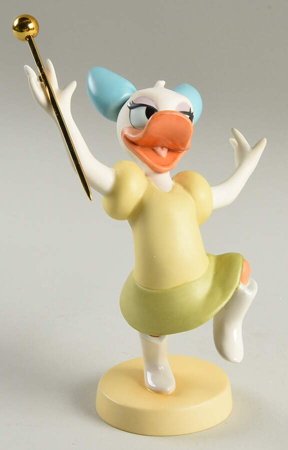 Mickey Mouse Club Twist & Twirl-Daisy Duck - Boxed by Walt Disney Classics-1