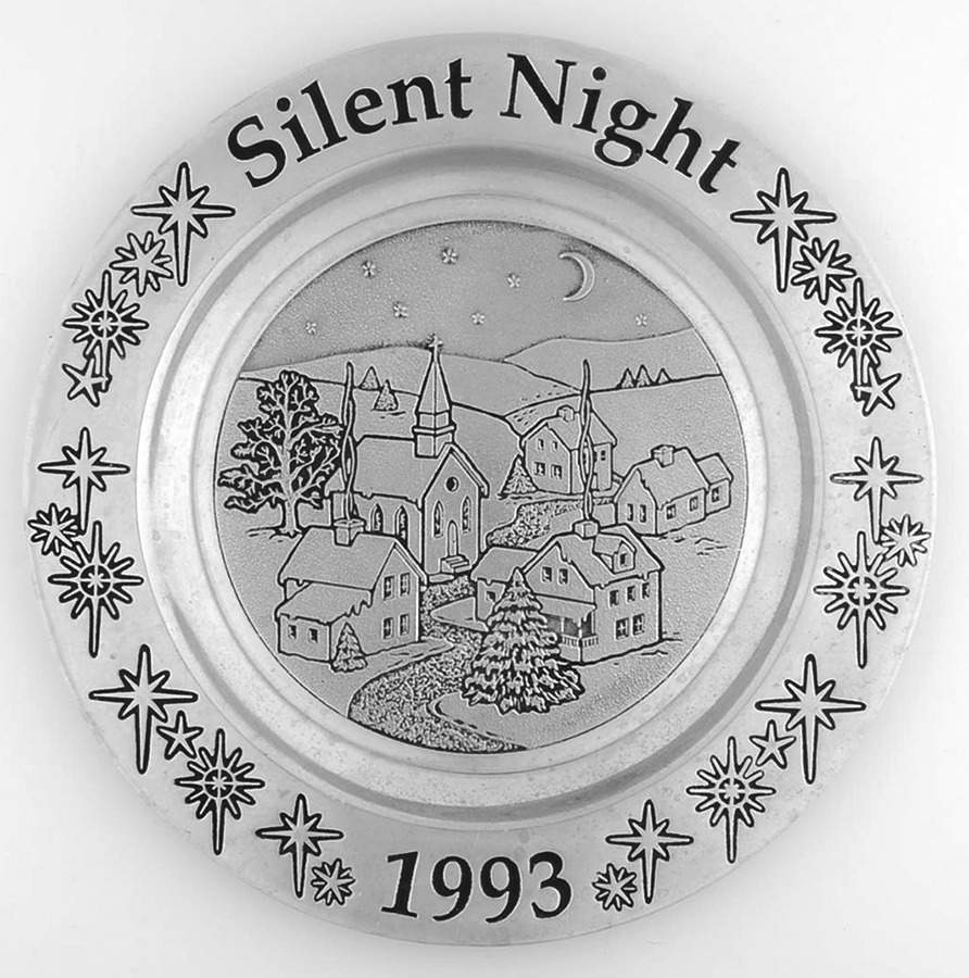Annual Christmas Carol Wall Plates Silent Night - Boxed by Wilton Armetale-1