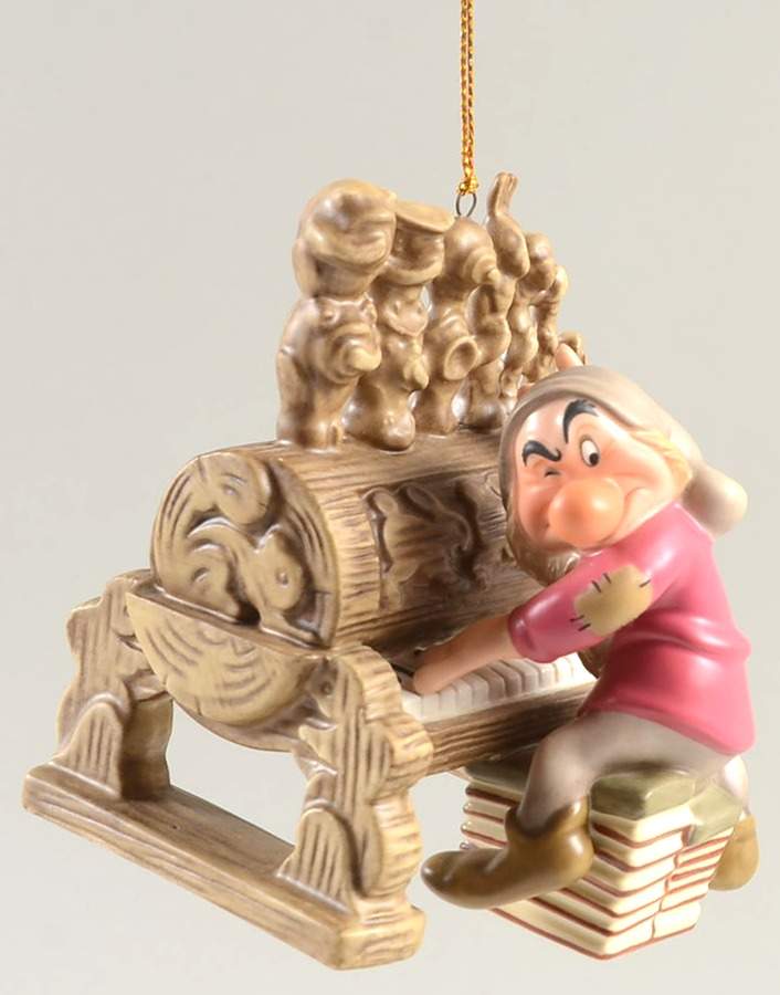Snow White & the Seven Dwarfs Ornaments Grumpy - No Box by Walt Disney Classics-1