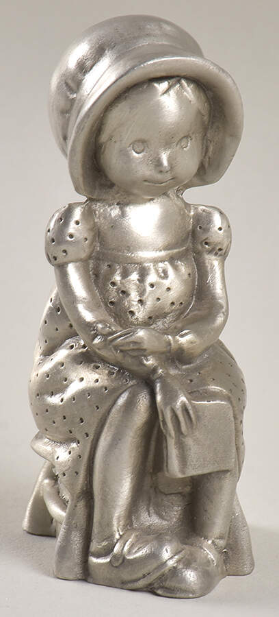 Holly Hobbie Pewter Figurines Sweet Dreams - No Box by World Wide Art-1