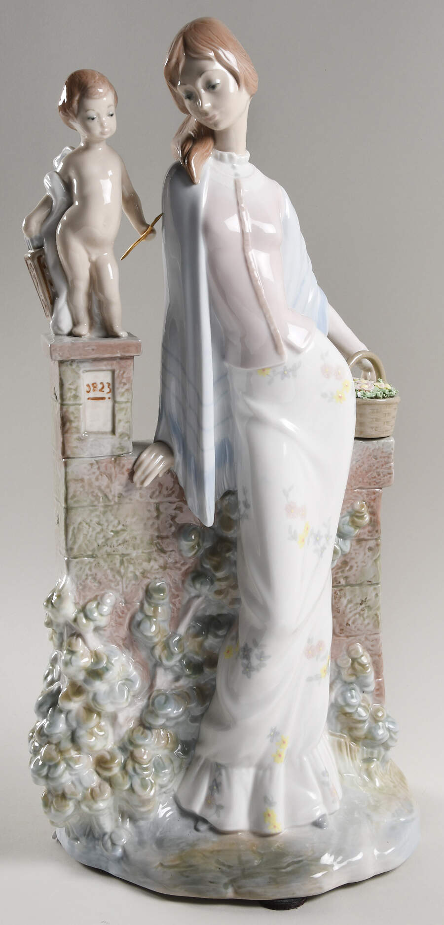 Zaphir Figurine Woman With Cupid - No Box by Zaphir-1