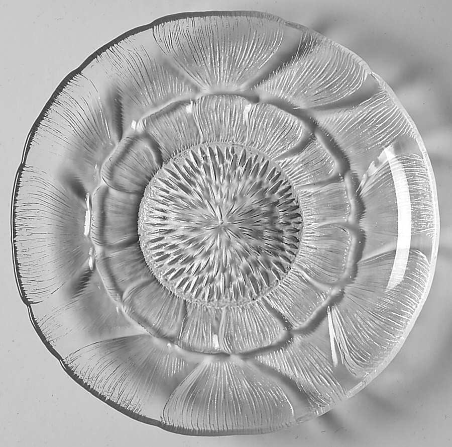 Fleur Bread & Butter Plate by Arcoroc-1