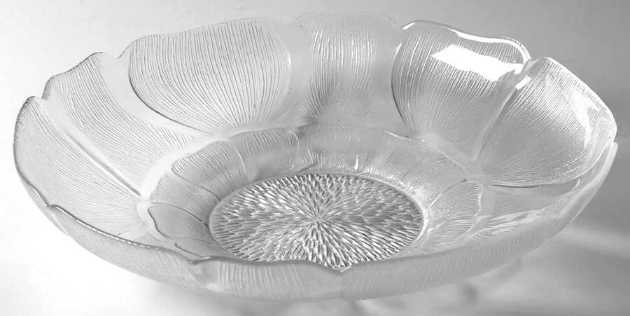 Fleur 12" Round Bowl by Arcoroc-1