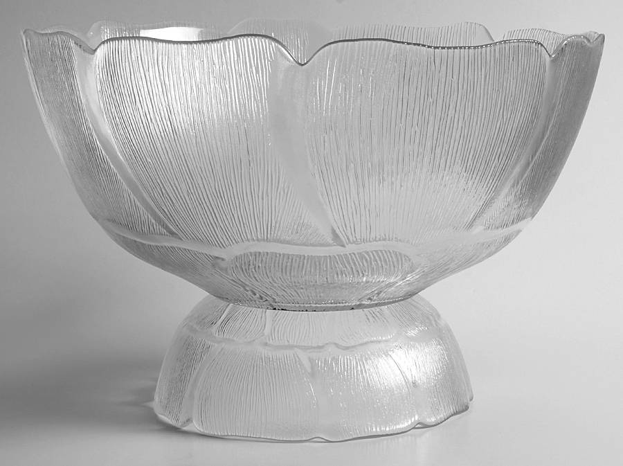 Fleur Punch Bowl & Stand (Punch Bowl & 7" Round Bowl) by Arcoroc-1