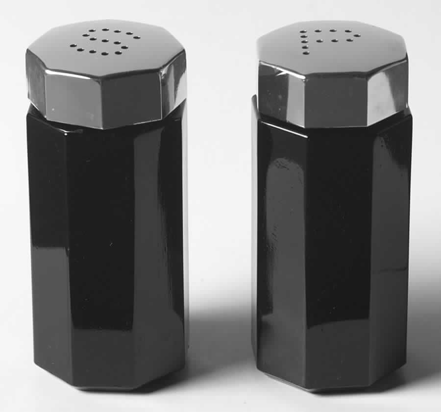 Octime Black Salt and Pepper Shakers with Metal Lids by Arcoroc-1