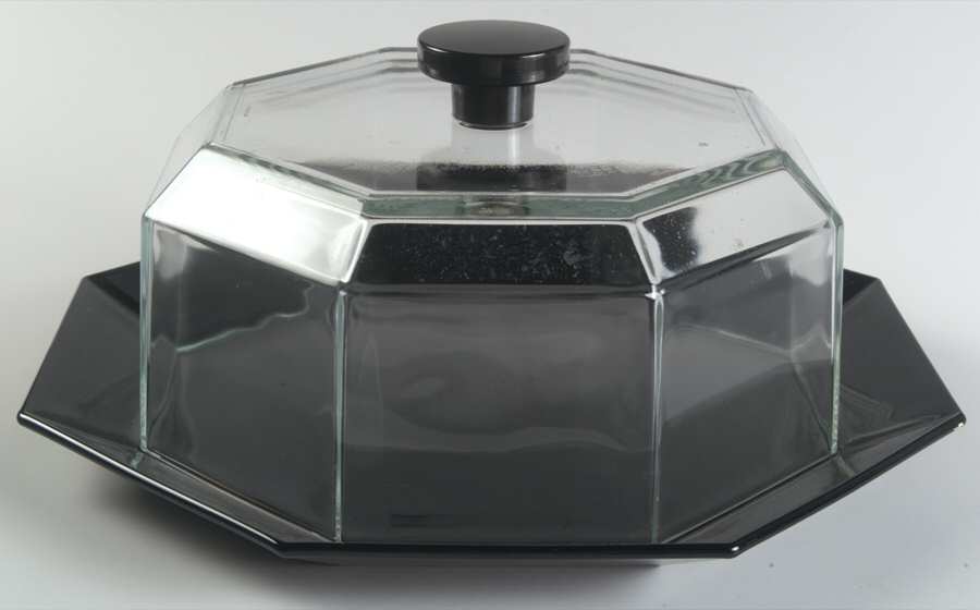 Octime Black Cake Plate with Glass Dome by Arcoroc-1