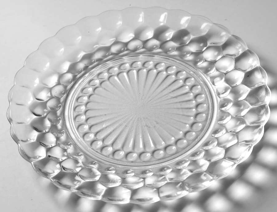 Bubble Clear Dinner Plate by Anchor Hocking-1