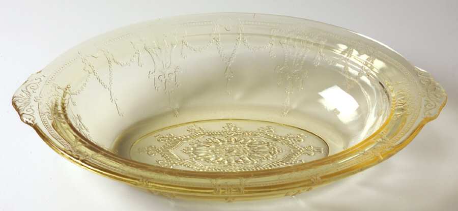 Cameo Yellow Oval Vegetable Bowl by Anchor Hocking-1