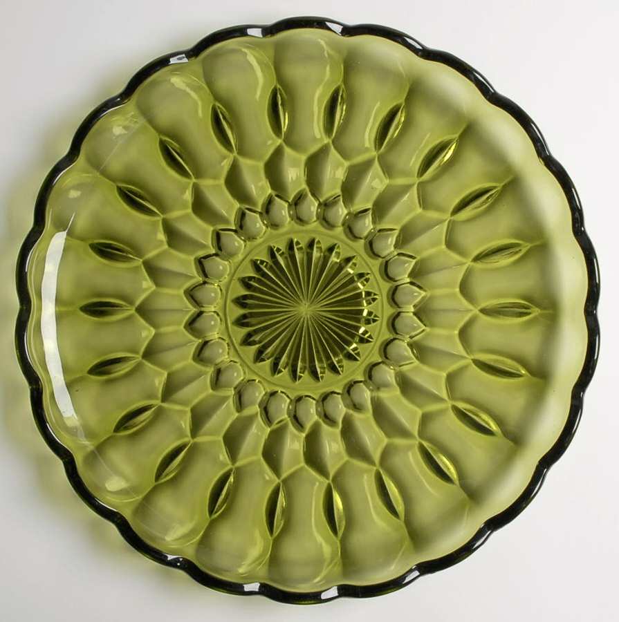 Fairfield Avocado Green Dinner Plate by Anchor Hocking-1