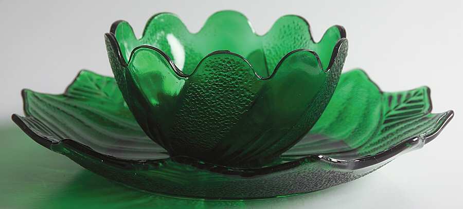 Forest Green Snack Set-Blossom Bowl & Leaf Plate by Anchor Hocking-1