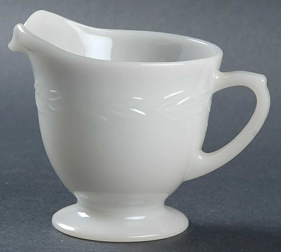 Gray Laurel Creamer by Anchor Hocking-1