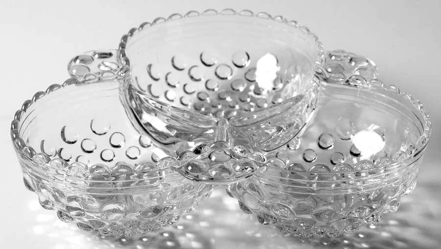 Hobnail Clear 6" Clover Shape 3 Part Relish by Anchor Hocking-1