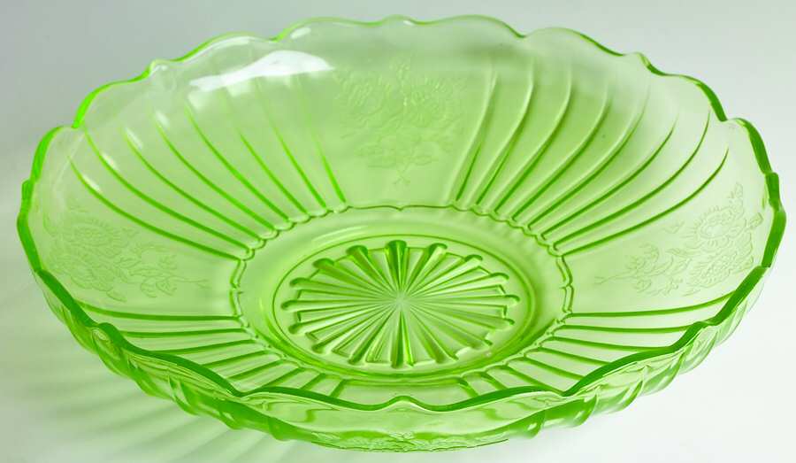 Mayfair Green Low Bowl by Anchor Hocking-1
