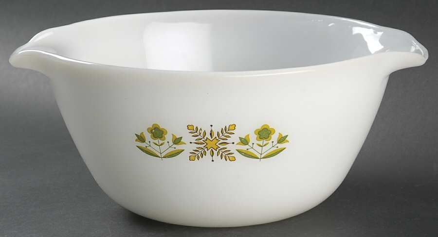 Meadow Green 10" Mixing Bowl by Anchor Hocking-1