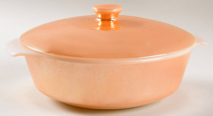 Peach Lustre Laurel 1.5 Quart Round Covered Casserole by Anchor Hocking-1