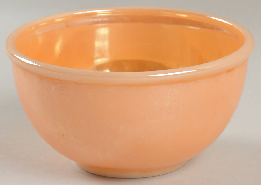 Peach Lustre Laurel 4" Mixing Bowl by Anchor Hocking-1