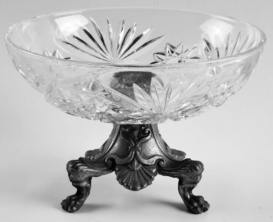 Prescut Clear Footed Candy Box No Lid by Anchor Hocking-1