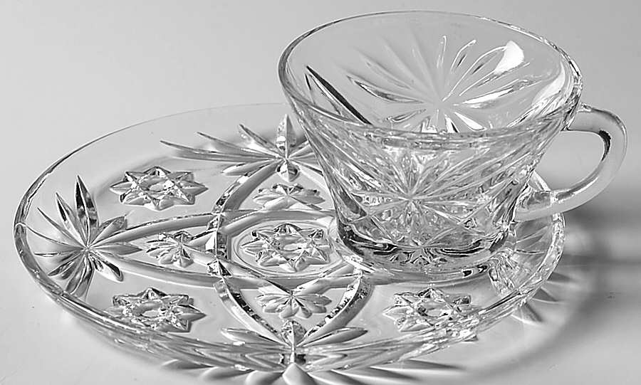 Prescut Clear Snack Set-Plate and Regular Punch Cup by Anchor Hocking-1