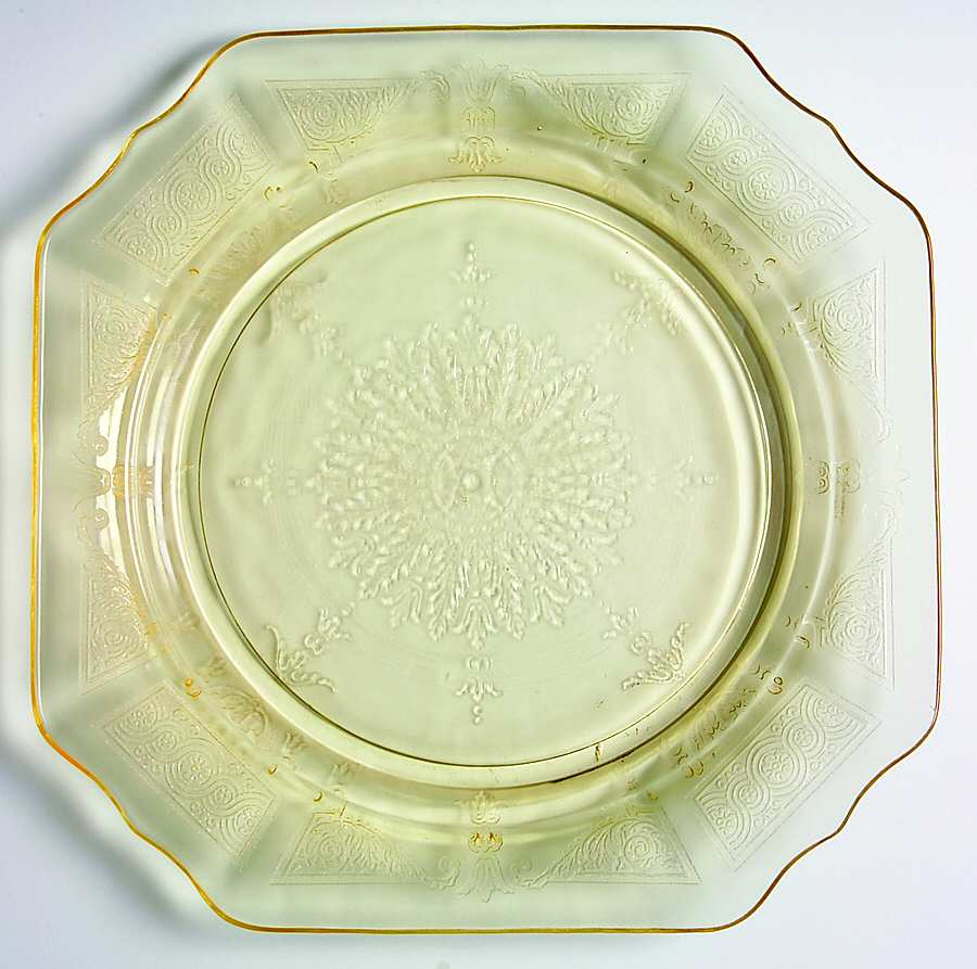 Princess Apricot 8" Salad Plate by Anchor Hocking-1
