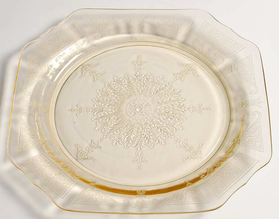 Princess Apricot Dinner Plate by Anchor Hocking-1
