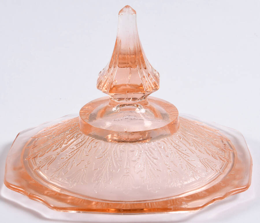 Princess Pink Lid for Candy Jar by Anchor Hocking-1