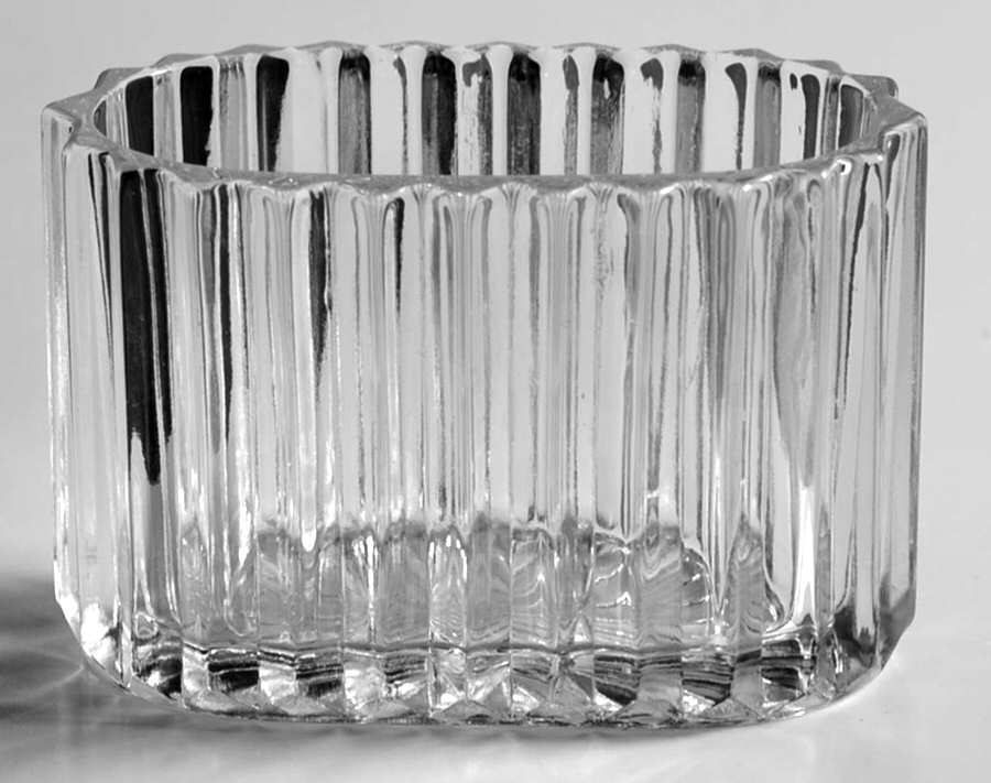 Queen Mary Clear Cigarette Holder by Anchor Hocking-1