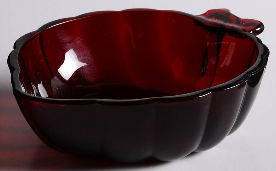 Royal Ruby Leaf-Shape Dessert Bowl by Anchor Hocking-1
