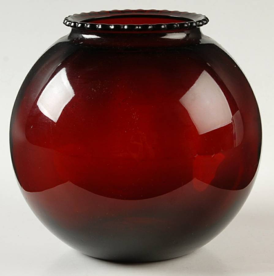 Royal Ruby Large Ivy Ball Vase by Anchor Hocking-1