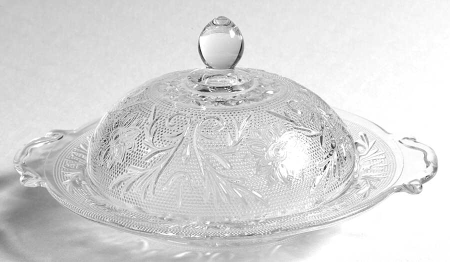 Sandwich Clear Round Covered Butter by Anchor Hocking-1