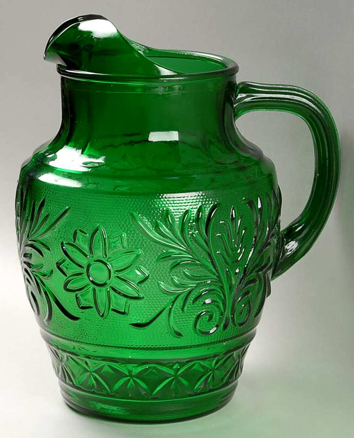 Sandwich Forest Green 69 Oz Ice Lip Pitcher by Anchor Hocking-1
