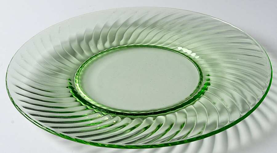 Spiral Green Luncheon Plate by Anchor Hocking-1