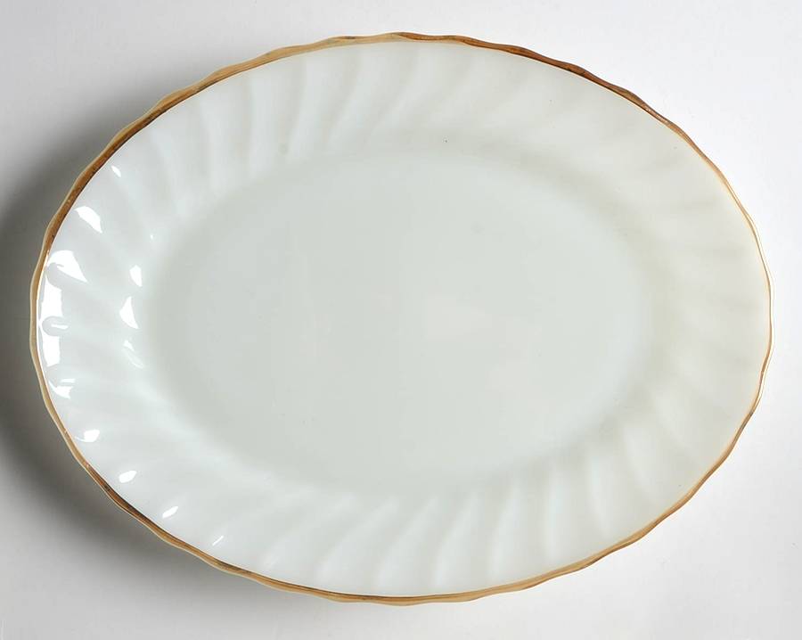 Golden Shell (Shell) 10" Oval Platter by Anchor Hocking-1