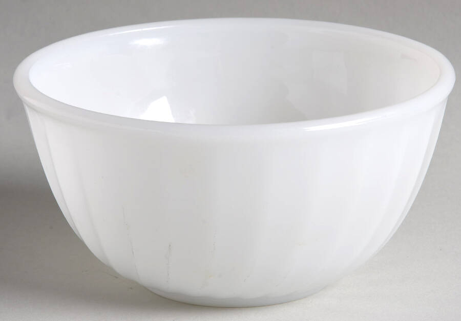 Swirl Ivory White 6" Mixing Bowl by Anchor Hocking-1