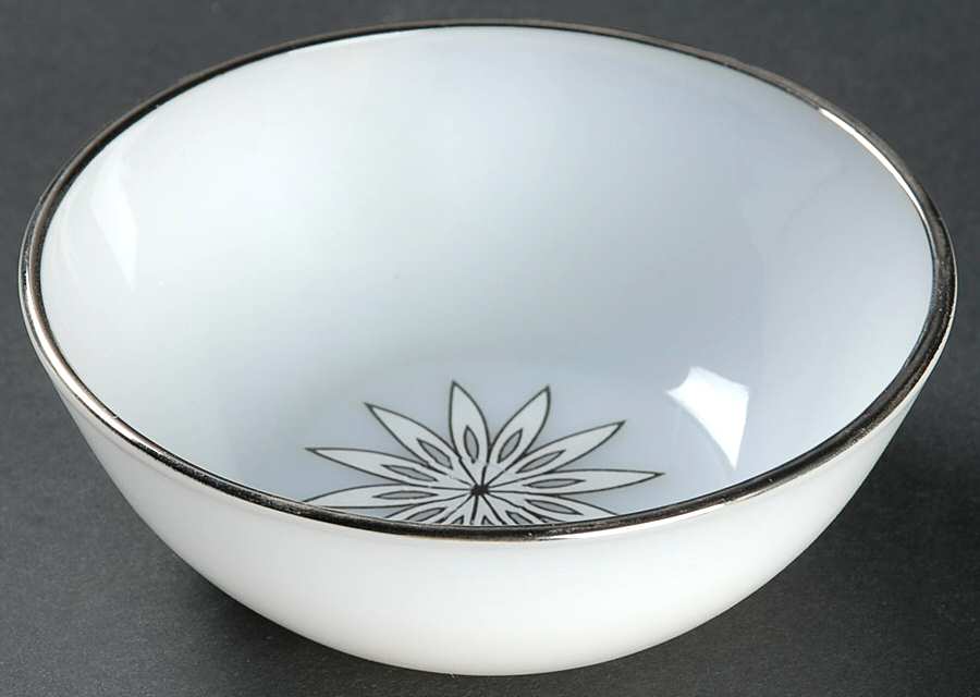 Vienna Lace Small Fruit Dessert Bowl by Anchor Hocking-1