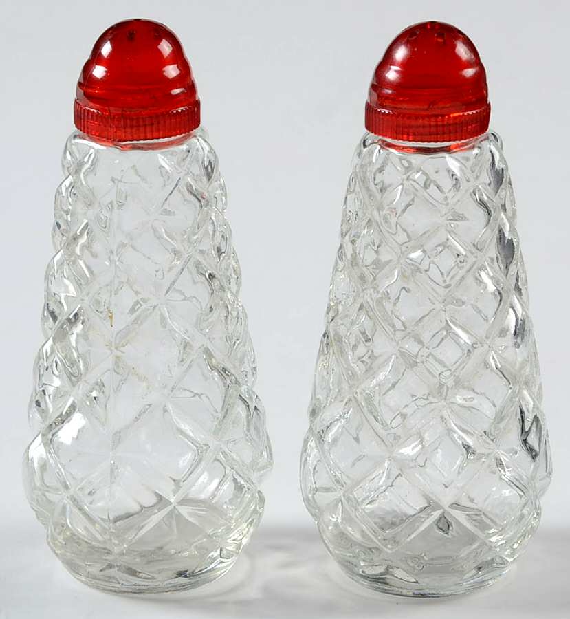 Waterford Clear Shaker Set & Plastic Lids by Anchor Hocking-1