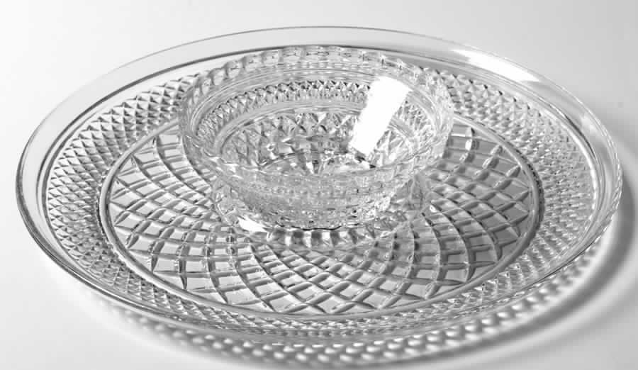 Wexford Chip & Dip Set by Anchor Hocking-1