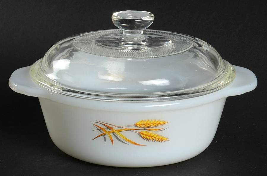 Wheat 1 Pint Round Covered Casserole by Anchor Hocking-1