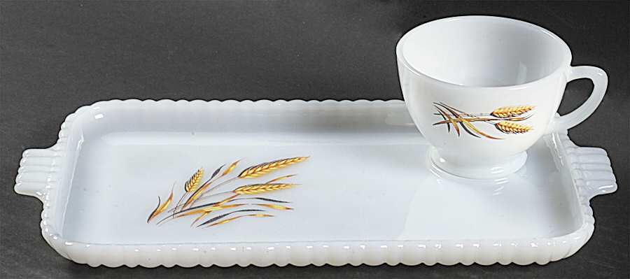 Wheat Snack Plate & Cup Set by Anchor Hocking-1