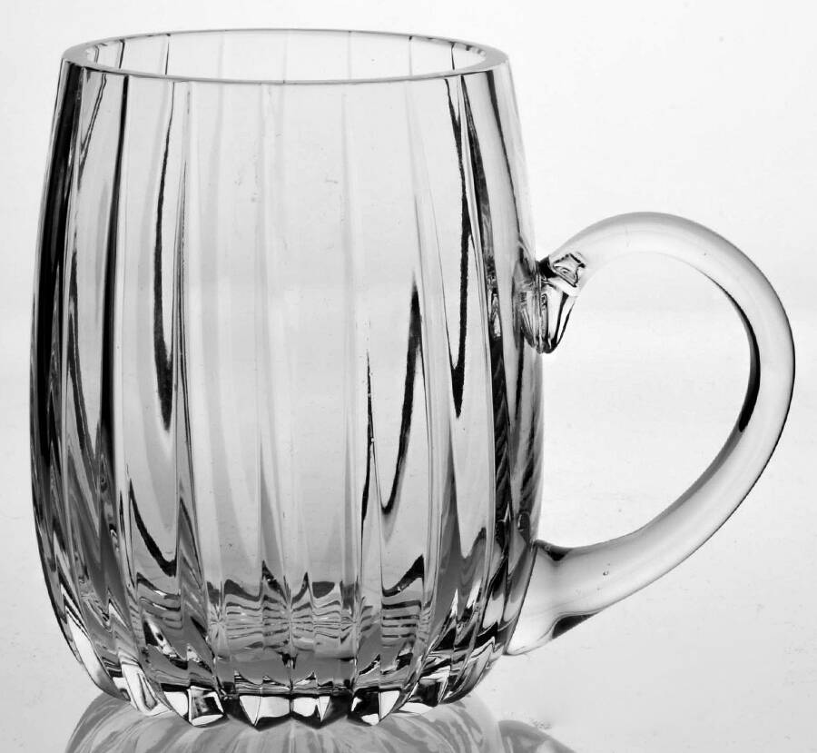 Peerage (Round, Curved Bowl) Beer Glass by Astral-1