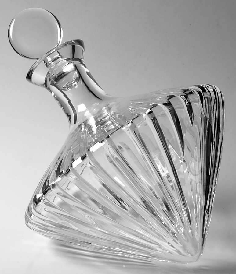 Peerage (Round, Curved Bowl) Large Top Shaped Decanter & Stopper by Astral-1