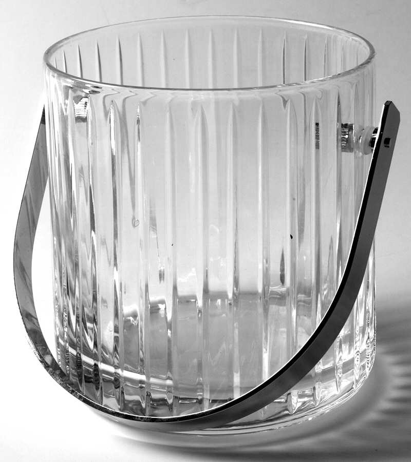 Peerage (Round, Curved Bowl) Ice Bucket with Detachable Handle by Astral-1