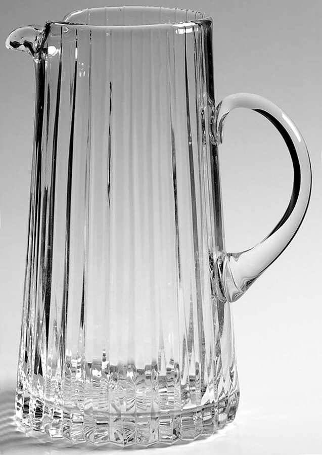 Peerage (Round, Curved Bowl) 40 Oz Pitcher by Astral-1