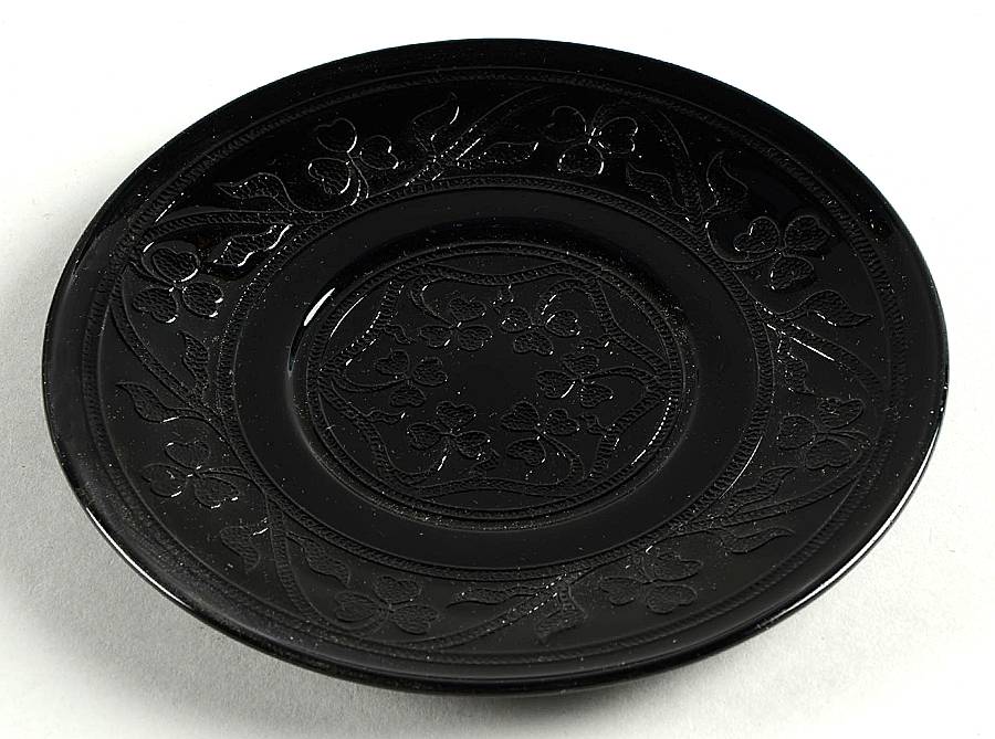 Cloverleaf Black Bread & Butter Plate by Hazel-Atlas-1